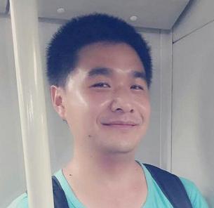阿菜高又帅的照片