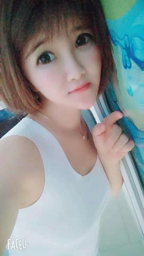 默念这悲伤的照片