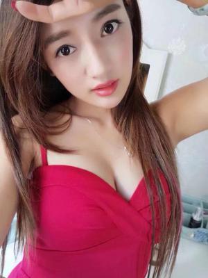 小雨的照片