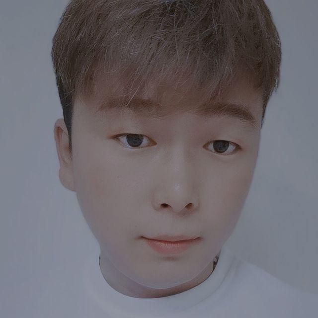 萧晨的照片