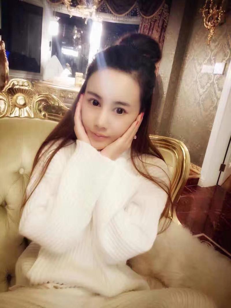风中的叶子的照片