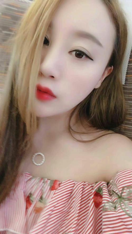 诺诺的照片