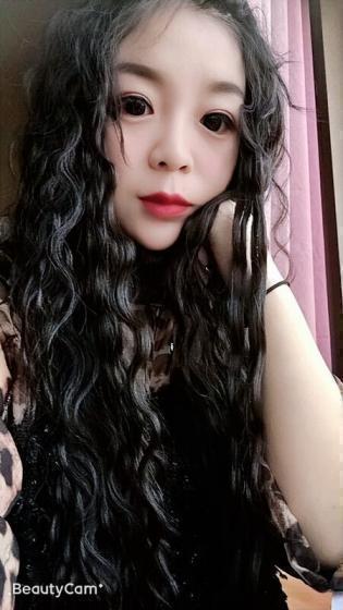 钮祜禄完琦的照片