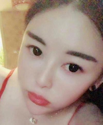 小艺的照片