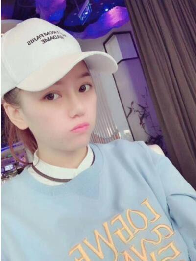 小妖精的照片