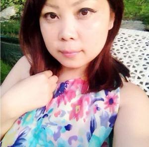 风吹浮起的照片