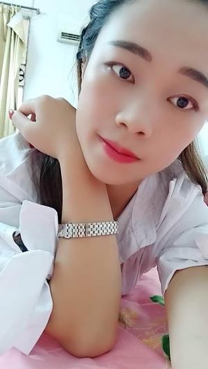 妮子的照片