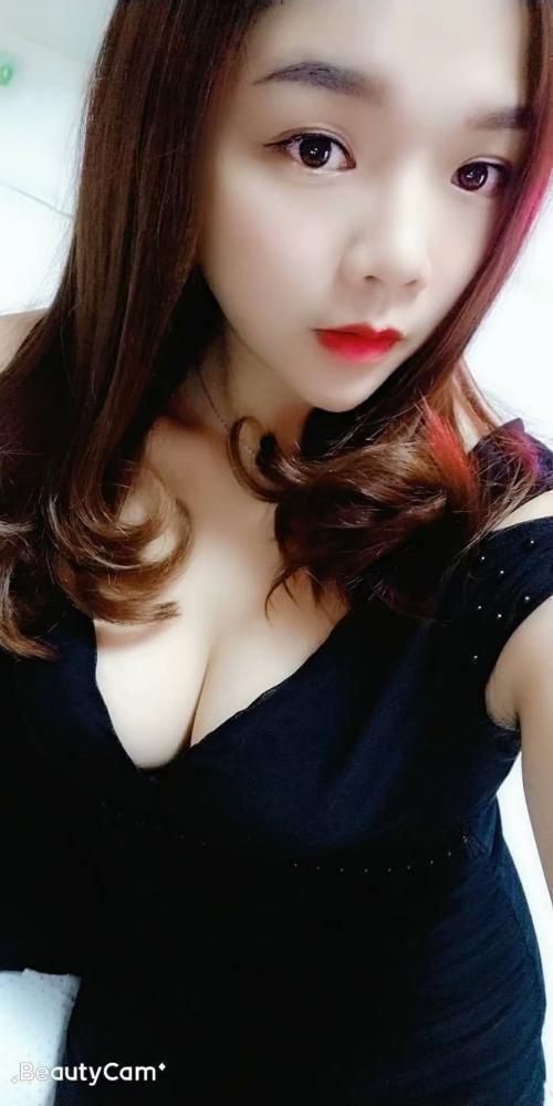 简简单单乀的照片