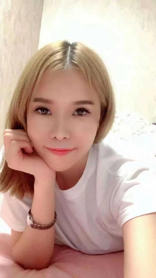 娜娜的照片