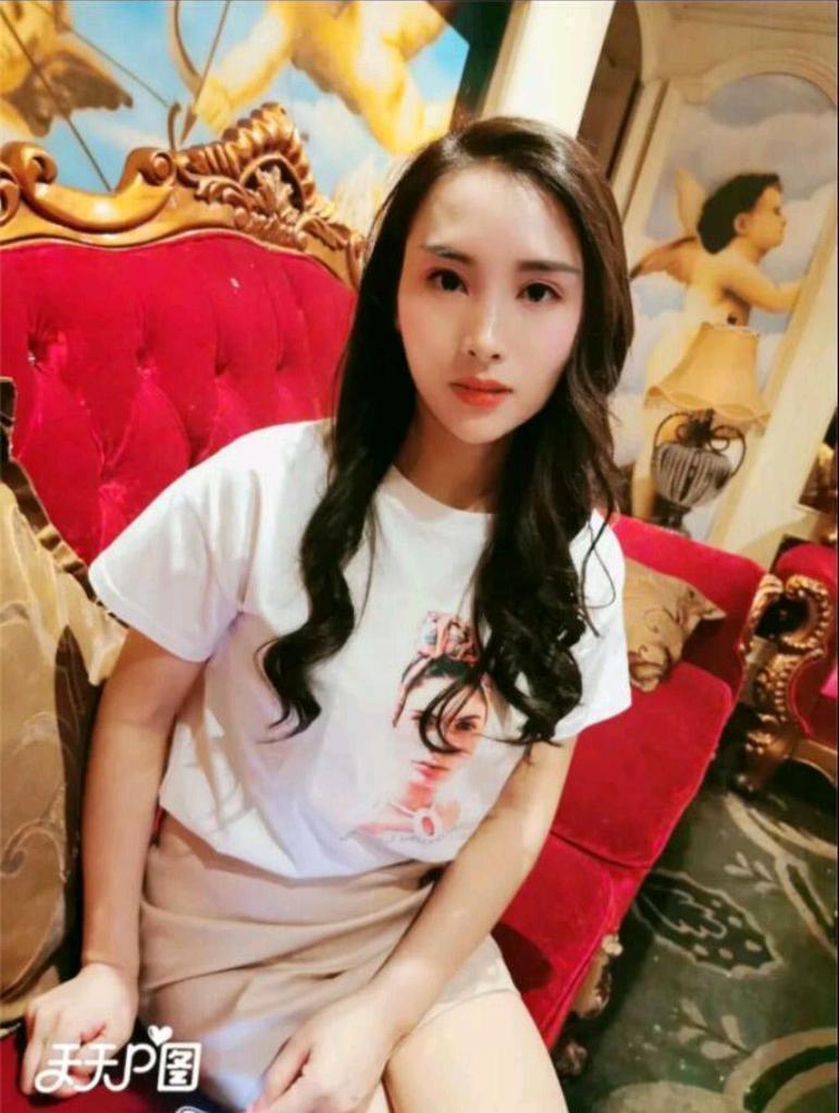 柒月的照片