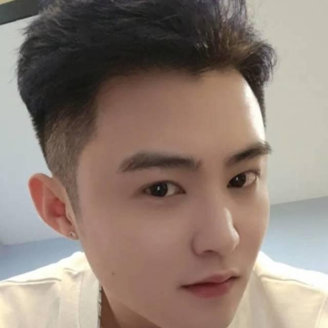 Zhz152的照片
