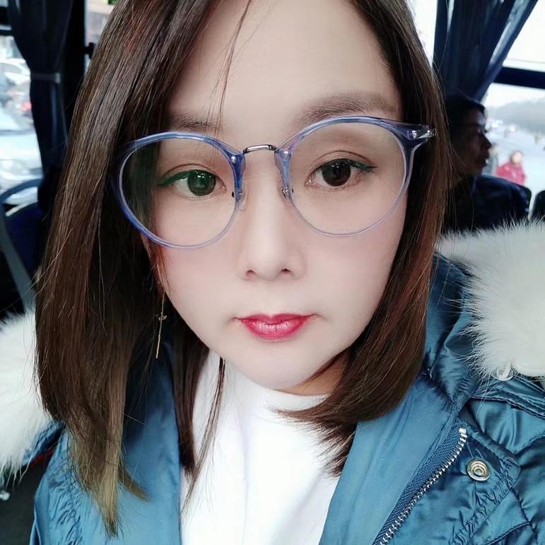 倾城奶娃的照片