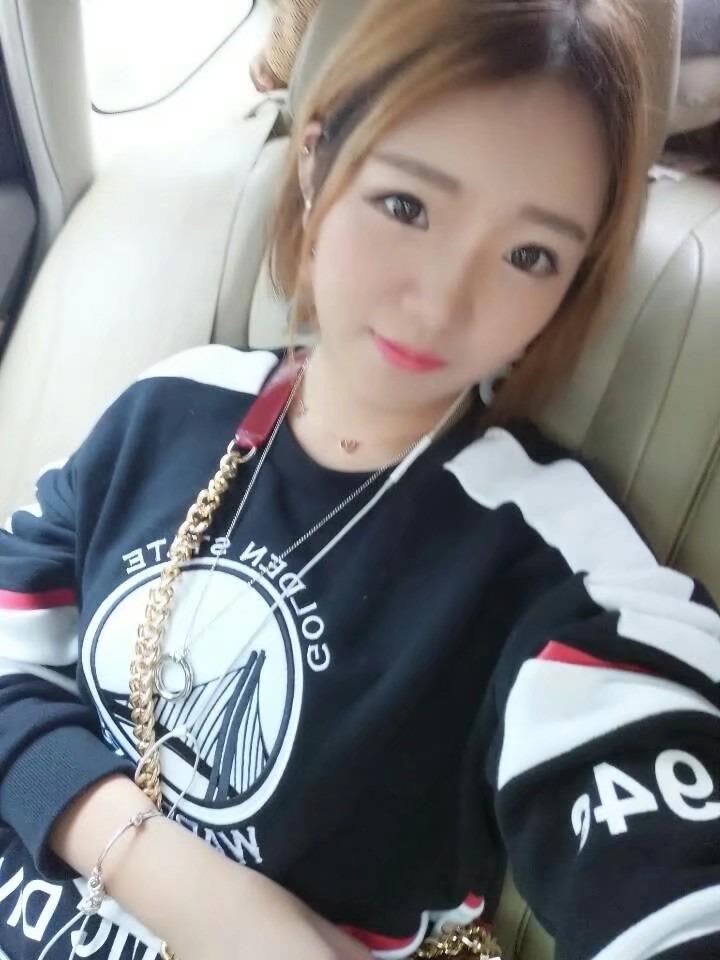光亮的羊的照片