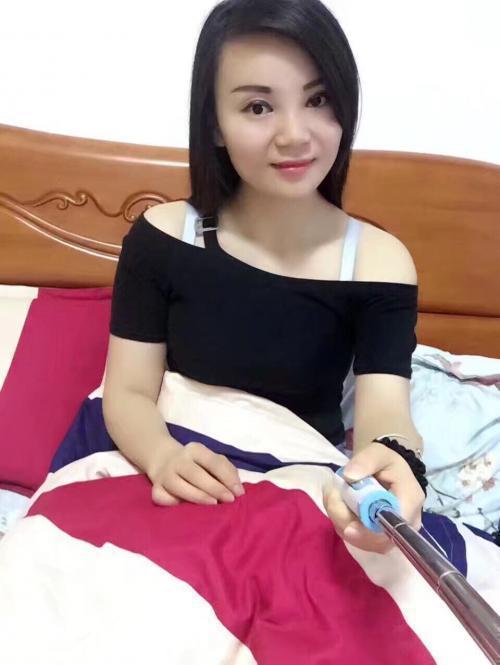 任凭你宠爱的照片