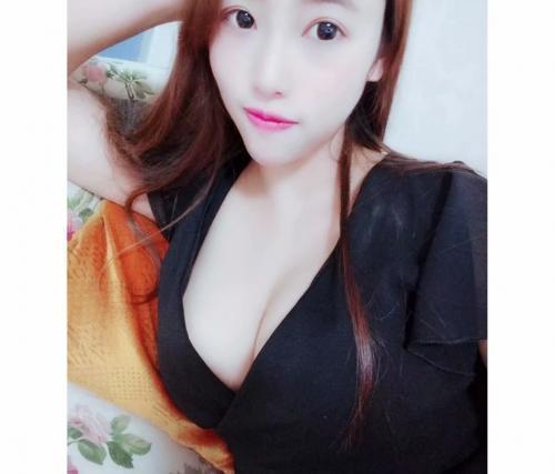 吉吉的照片
