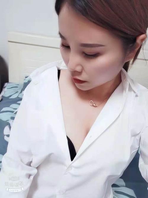 一滴痛的水的照片