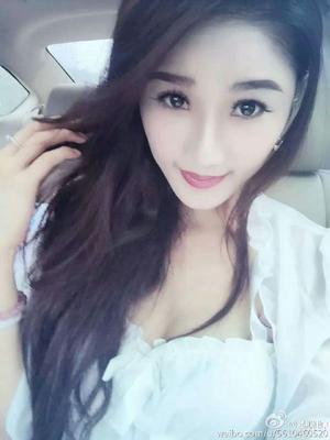 莫大人的照片