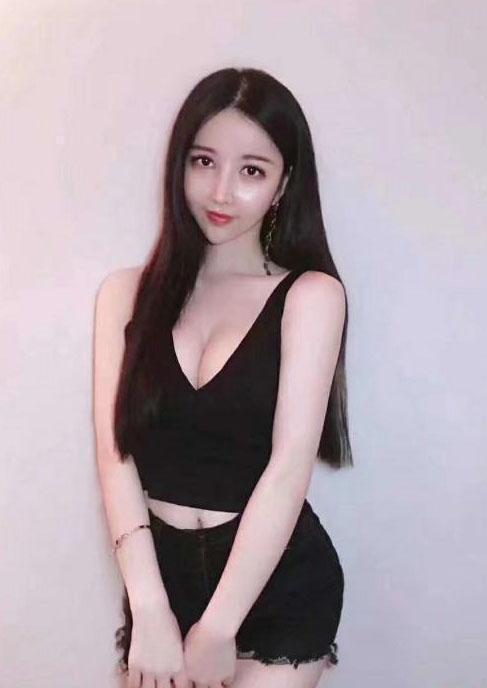 玻璃鞋碎片的照片