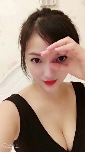 小雪的照片