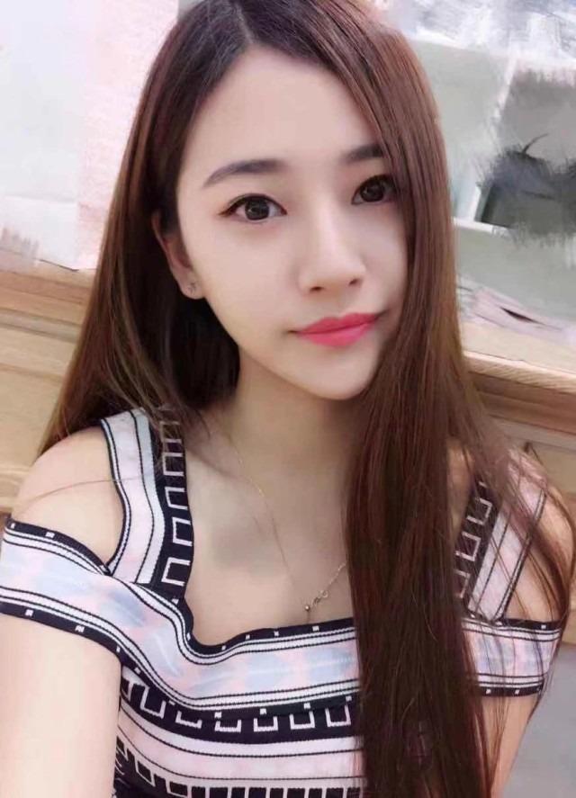 小梅的照片