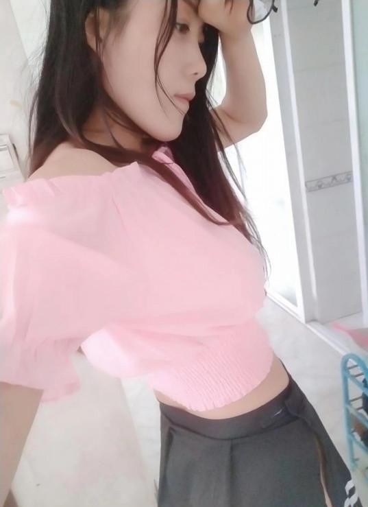 宝宝要抱抱的照片