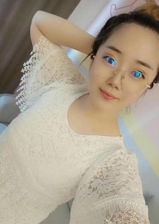 孤单的羊的照片