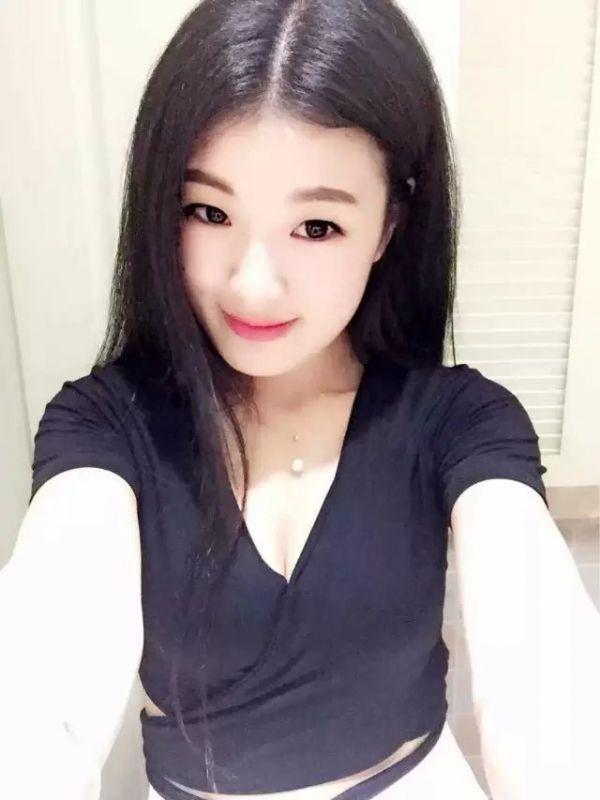 阳光明媚的照片