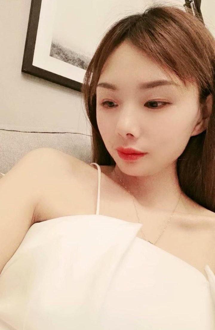 如梦的照片
