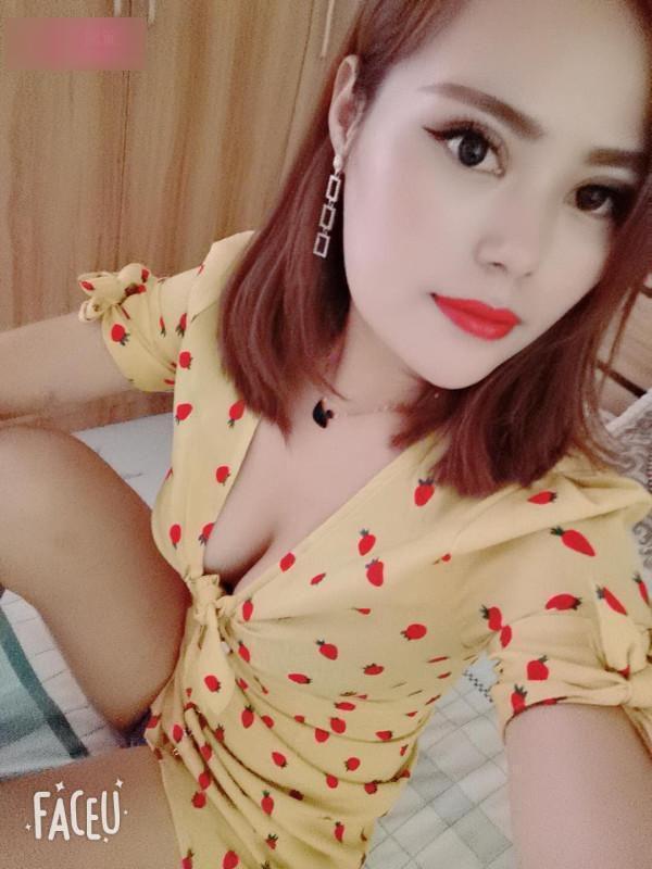 美人妮妮的照片