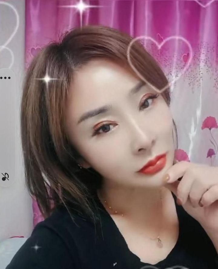 丽丽的照片