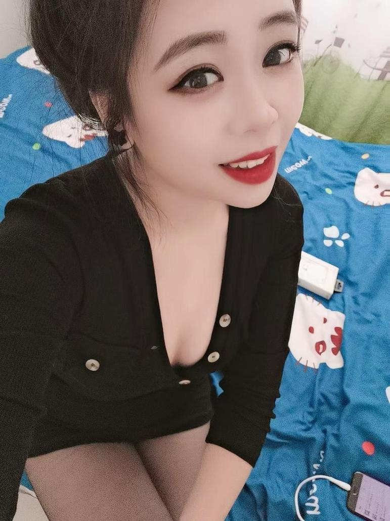 月月单三的照片