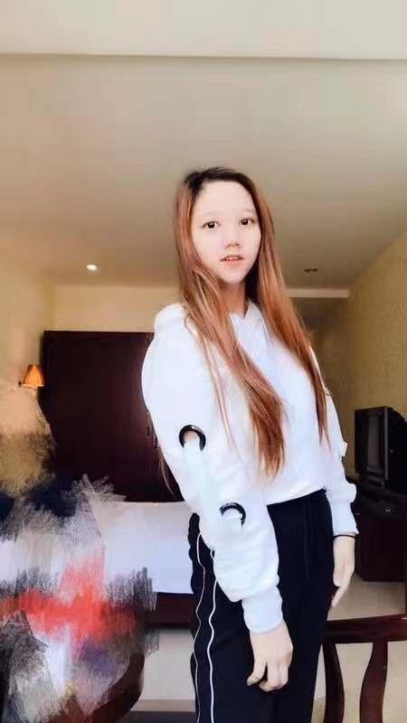红红的照片