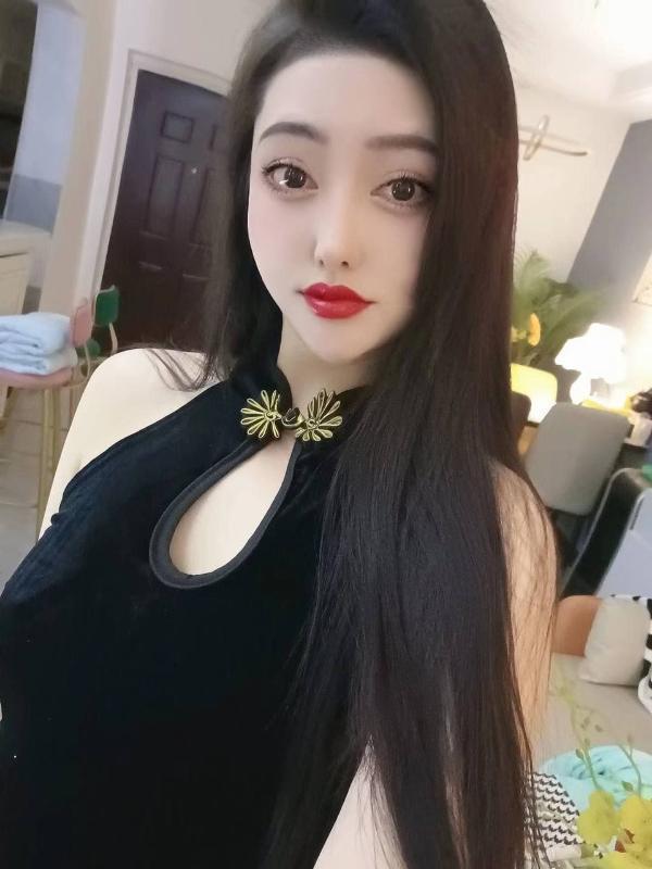 白小纯的照片