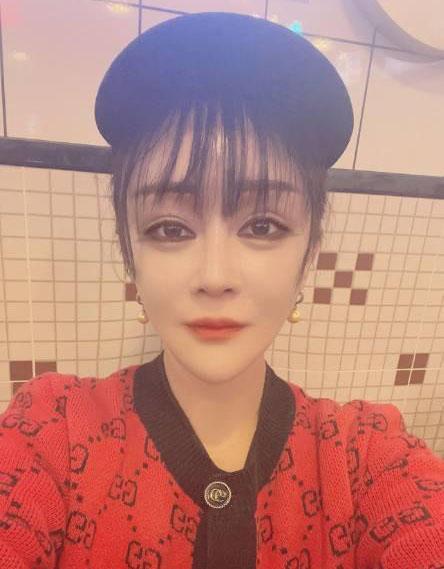 小女人的照片