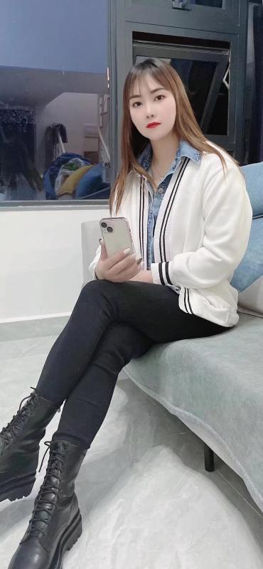 小阿妹的照片