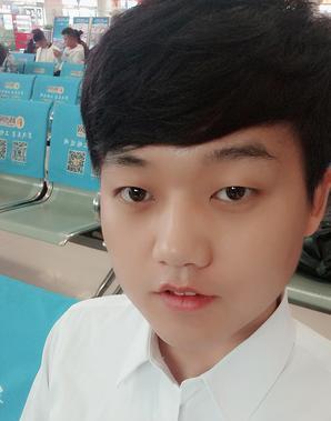 爵曦的照片