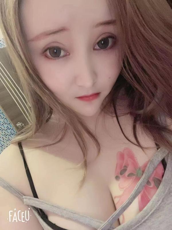 寂莫女人的照片